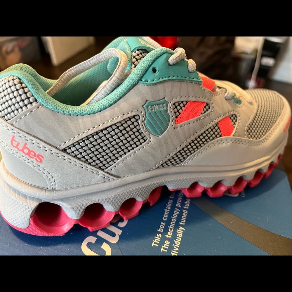 K Swiss Tubes Comfort Technology Sneakers.
